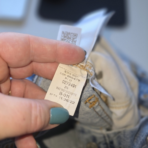 Madewell Light Blue Jeans Size 25 Button Fly Classic 5 Pocket Design 96% Cotton - Picture 10 of 11